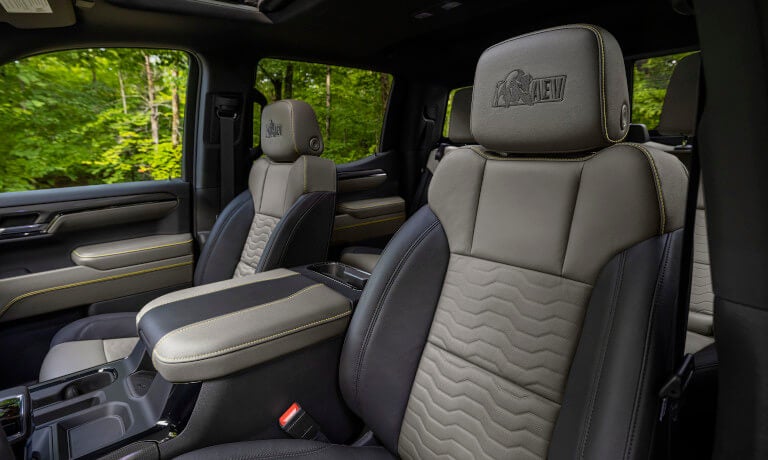 2024 Chevy Silverado 1500 Interior Front Seats
