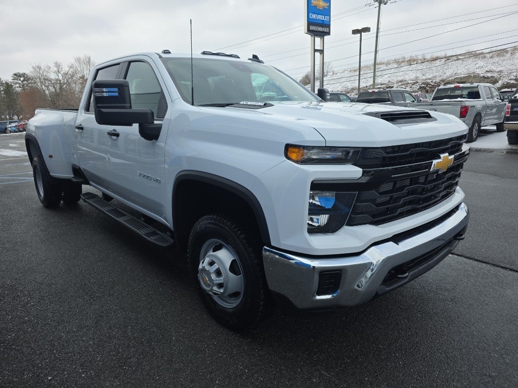 2026 Chevrolet Silverado 3500 HD WT DRW