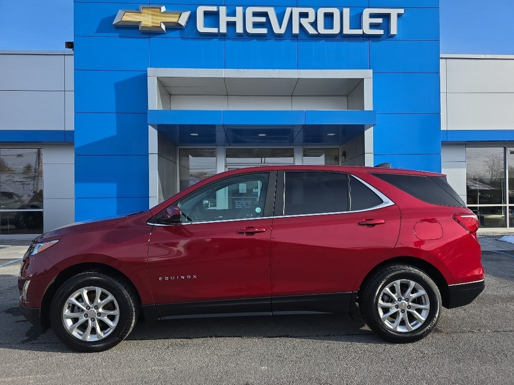 Used 2021 Chevrolet Equinox LT with VIN 2GNAXUEV4M6124773 for sale in Lewisburg, WV