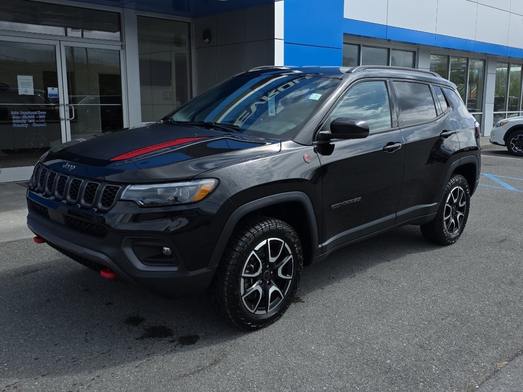 2025 Jeep Compass Trailhawk 4X4's photo