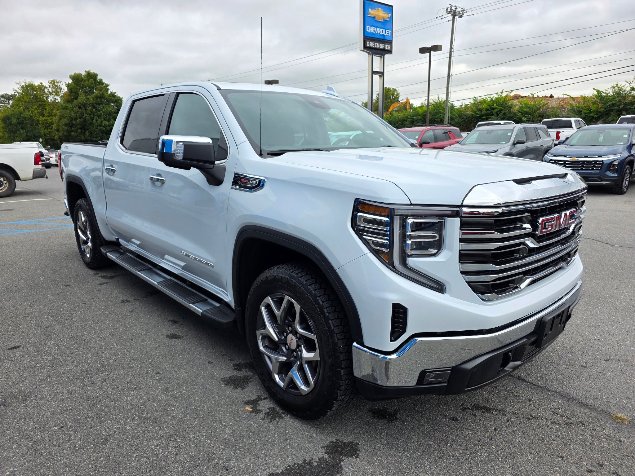 2026 GMC Sierra 1500 SLT