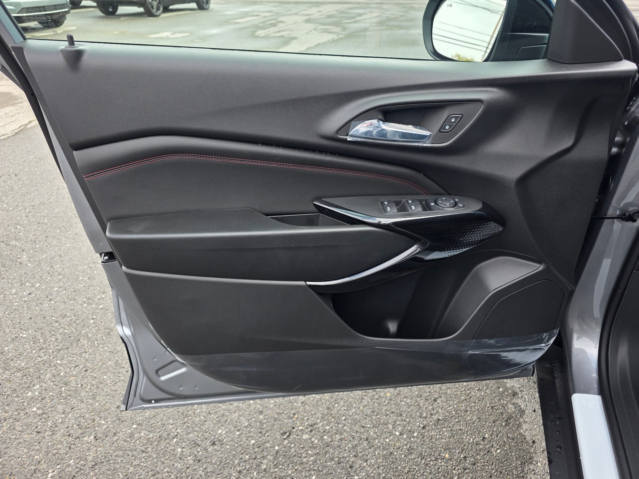 2026 Chevrolet Trax RS - Photo 16