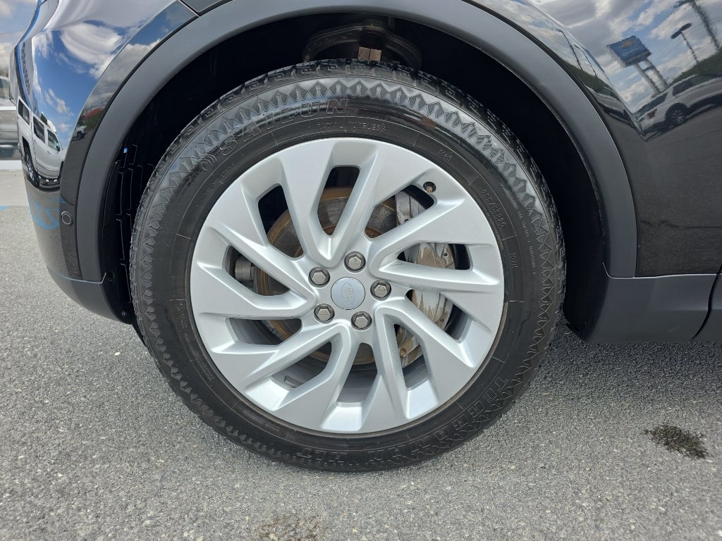 2024 Land Rover Discovery S