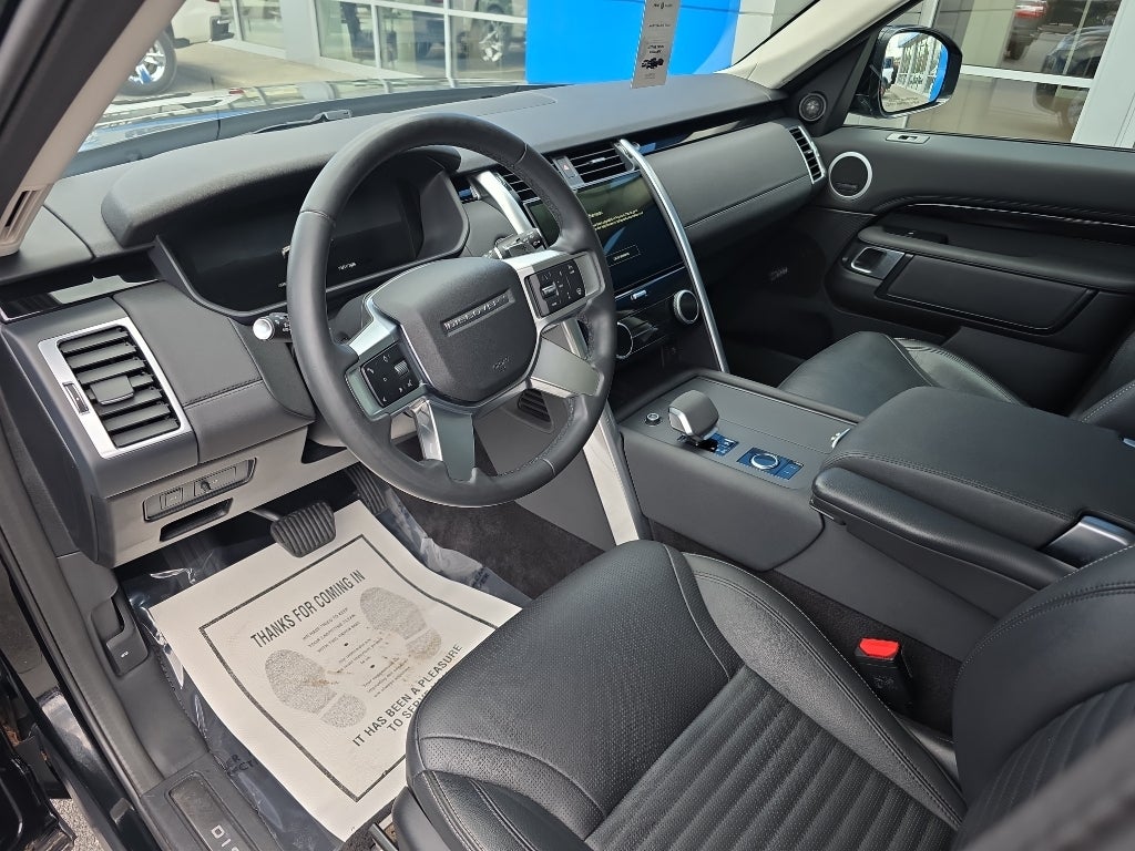 2024 Land Rover Discovery S