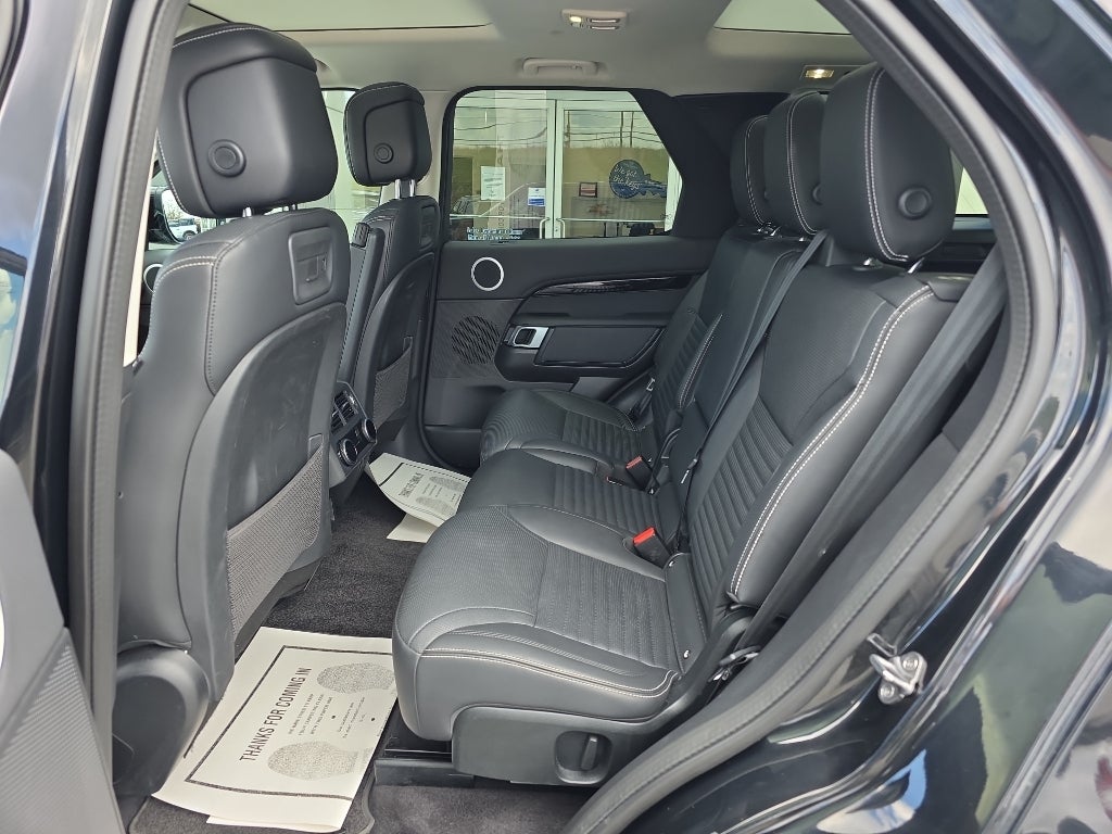 2024 Land Rover Discovery S