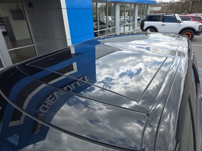 2024 Land Rover Discovery S