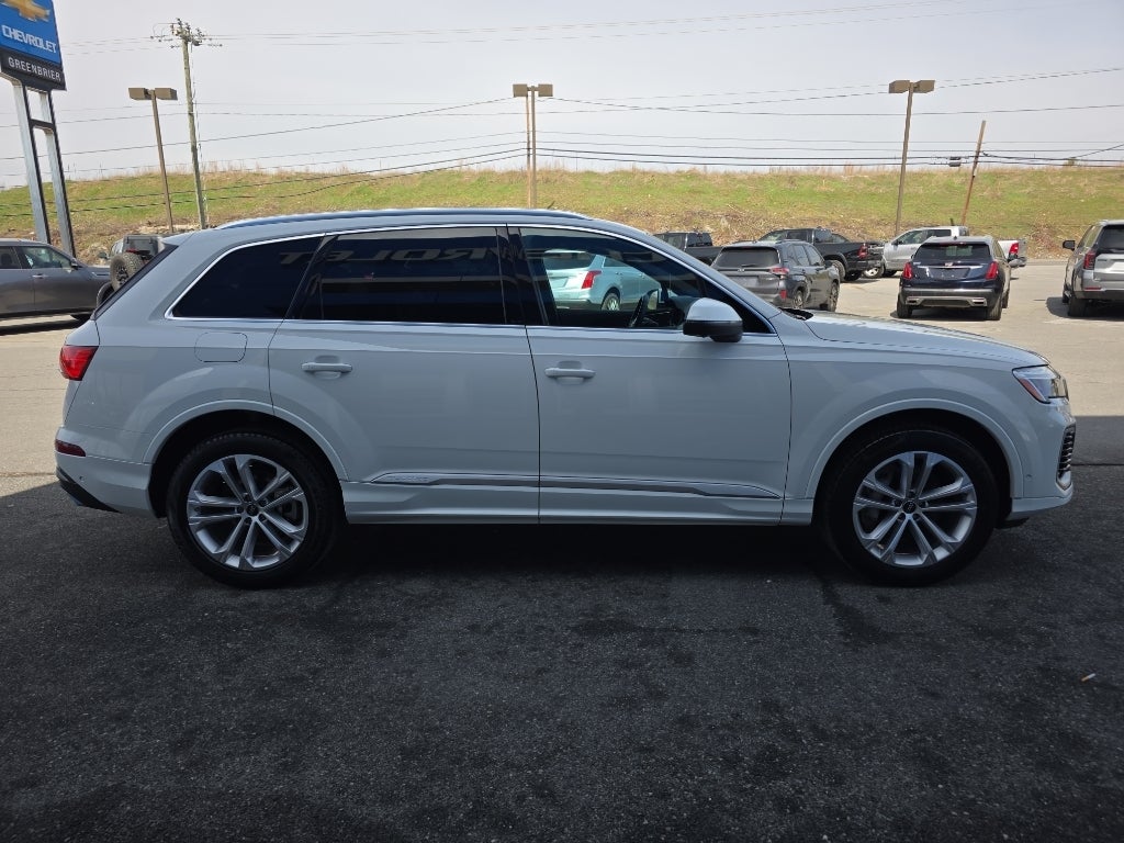 2025 Audi Q7 Premium Plus