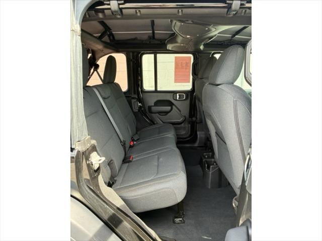 2025 Jeep Wrangler 4-Door Willys 4x4