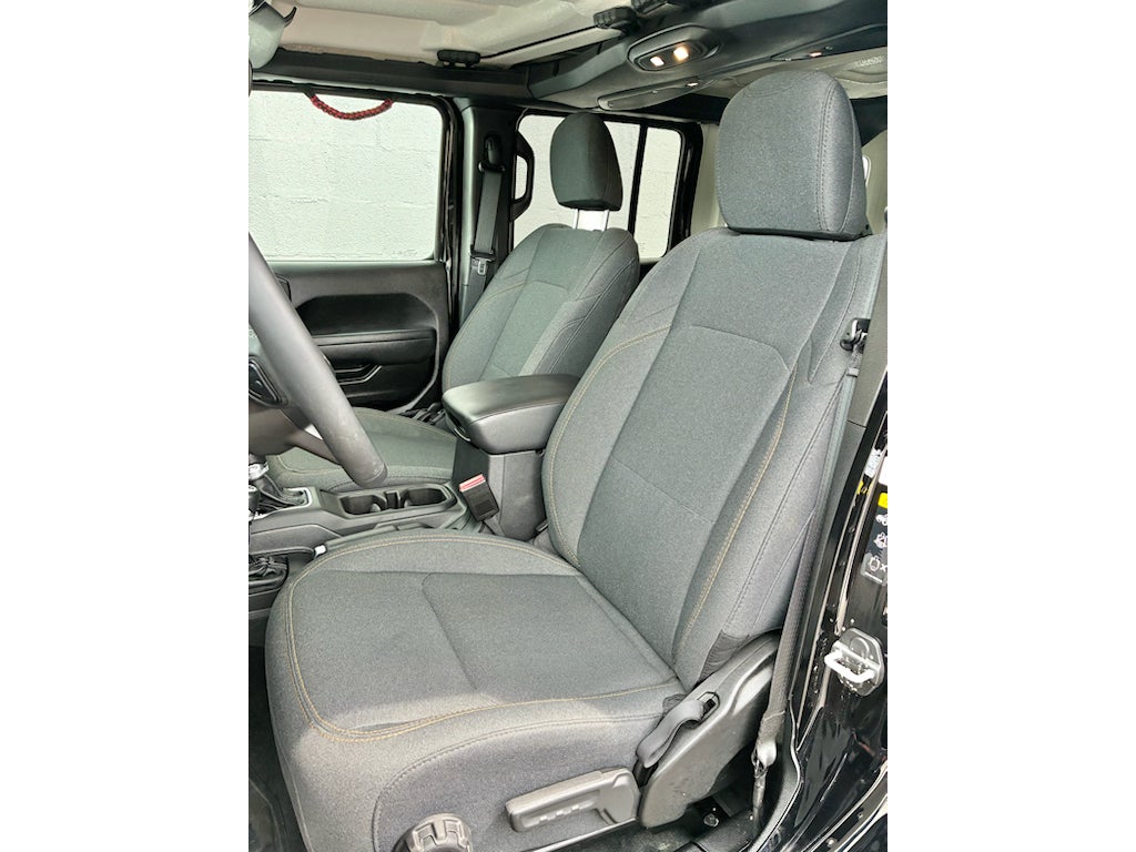 2025 Jeep Wrangler 4-Door Summit 4x4