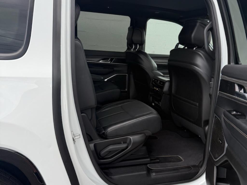 2024 Jeep Wagoneer L Series II 4x4