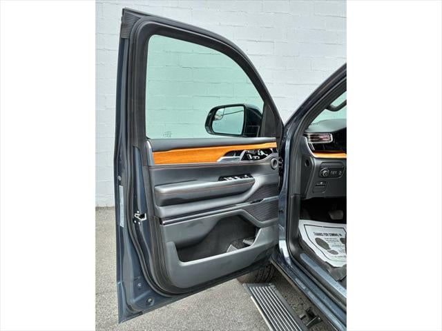 2025 Jeep Grand Wagoneer Series III 4x4