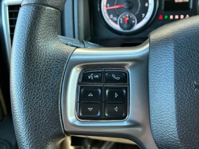 2024 RAM 1500 Classic Warlock Crew Cab 4x4 5'7' Box