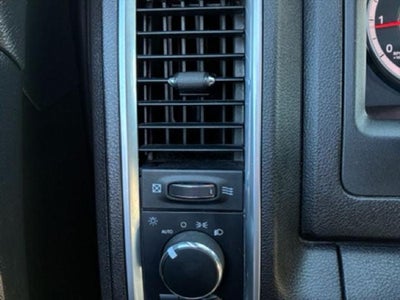 2024 RAM 1500 Classic Warlock Crew Cab 4x4 5'7' Box