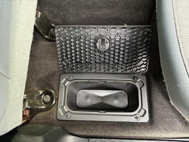 2017 RAM 1500 Big Horn Crew Cab 4x4 5'7' Box