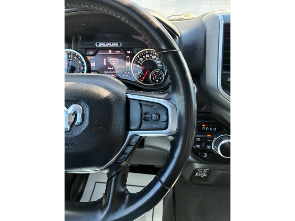 2022 RAM 1500 Big Horn Crew Cab 4x4 5'7' Box