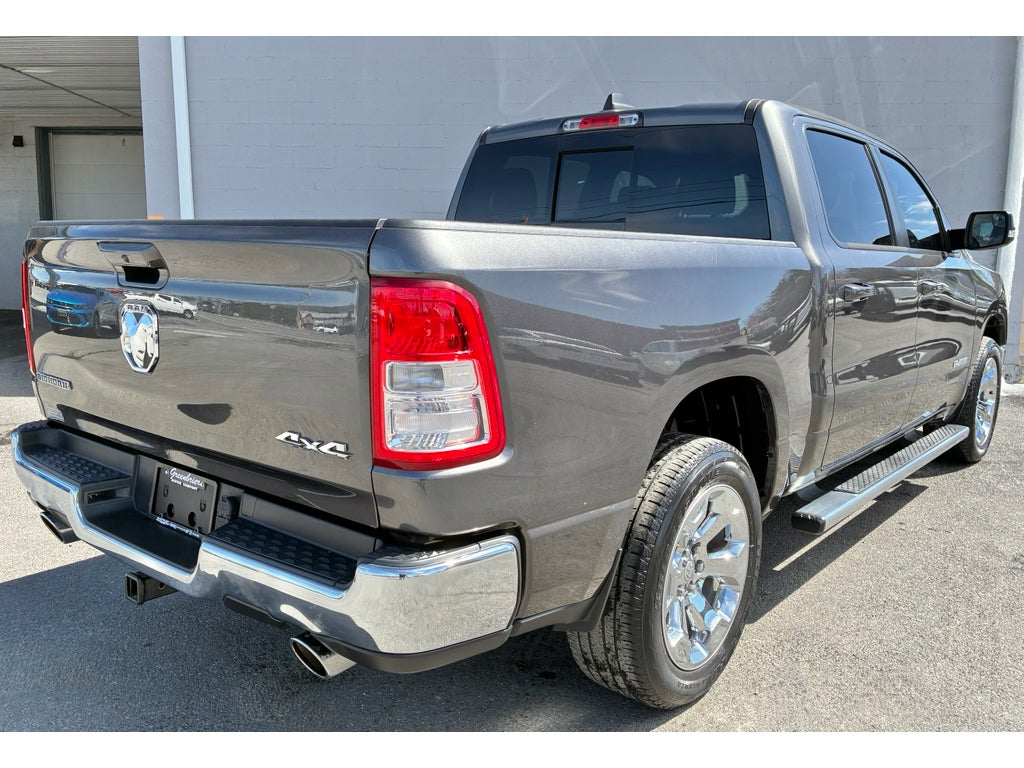 2022 RAM 1500 Big Horn Crew Cab 4x4 5'7' Box