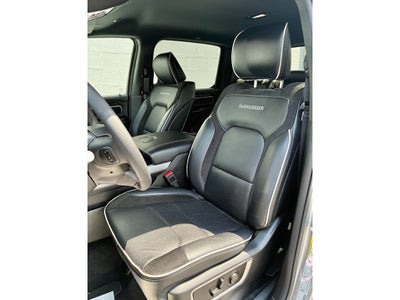 2026 RAM 1500 Laramie Crew Cab 4x4 5'7' Box