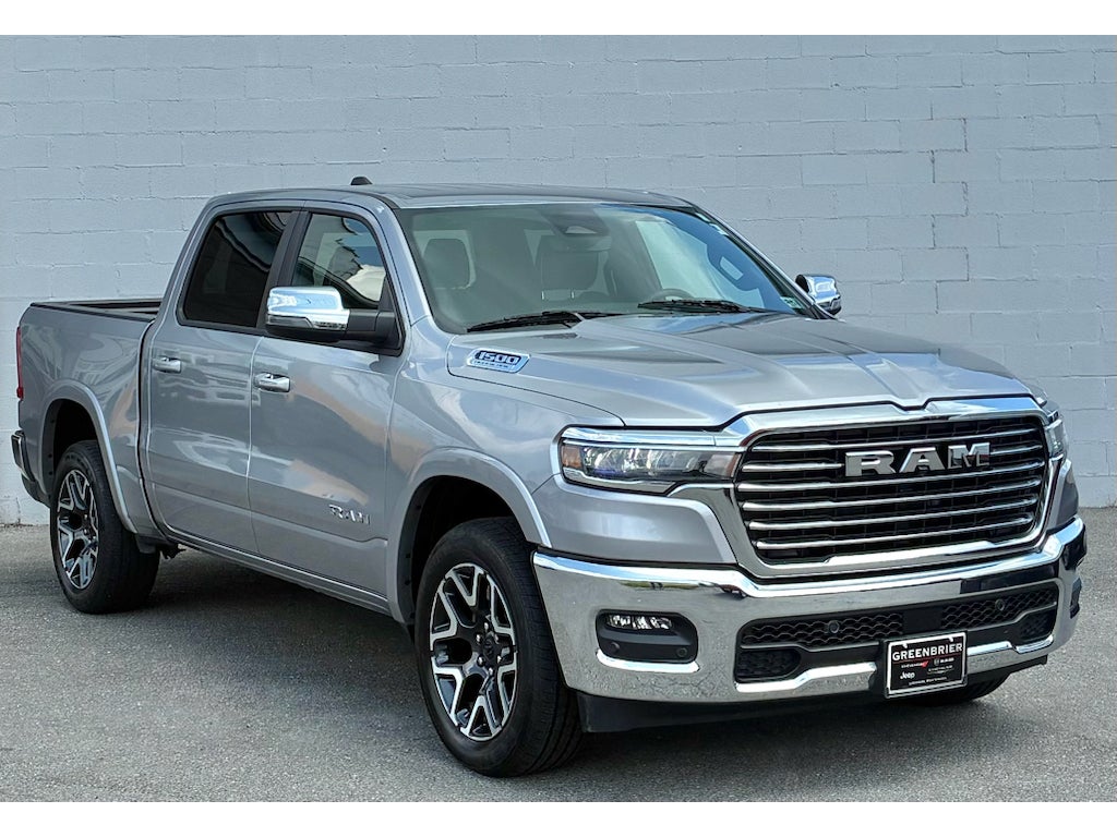 2026 RAM 1500 Laramie Crew Cab 4x4 5'7' Box