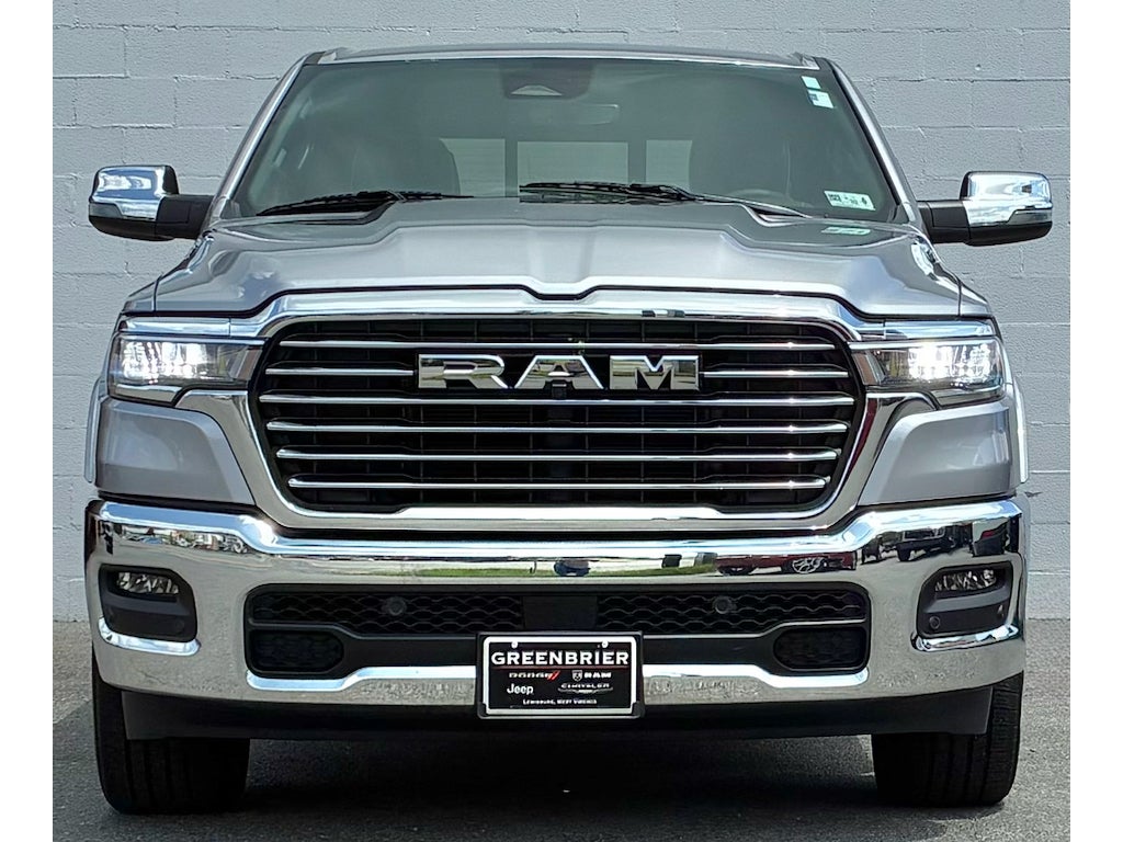 2026 RAM 1500 Laramie Crew Cab 4x4 5'7' Box