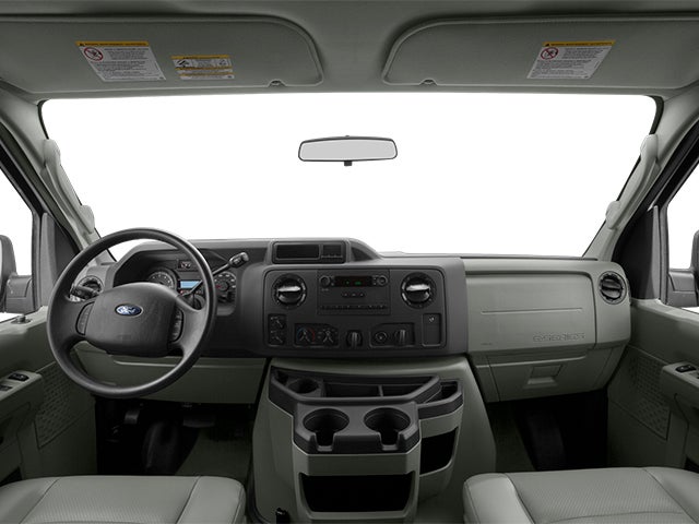 2013 Ford E-350 Super Duty XLT