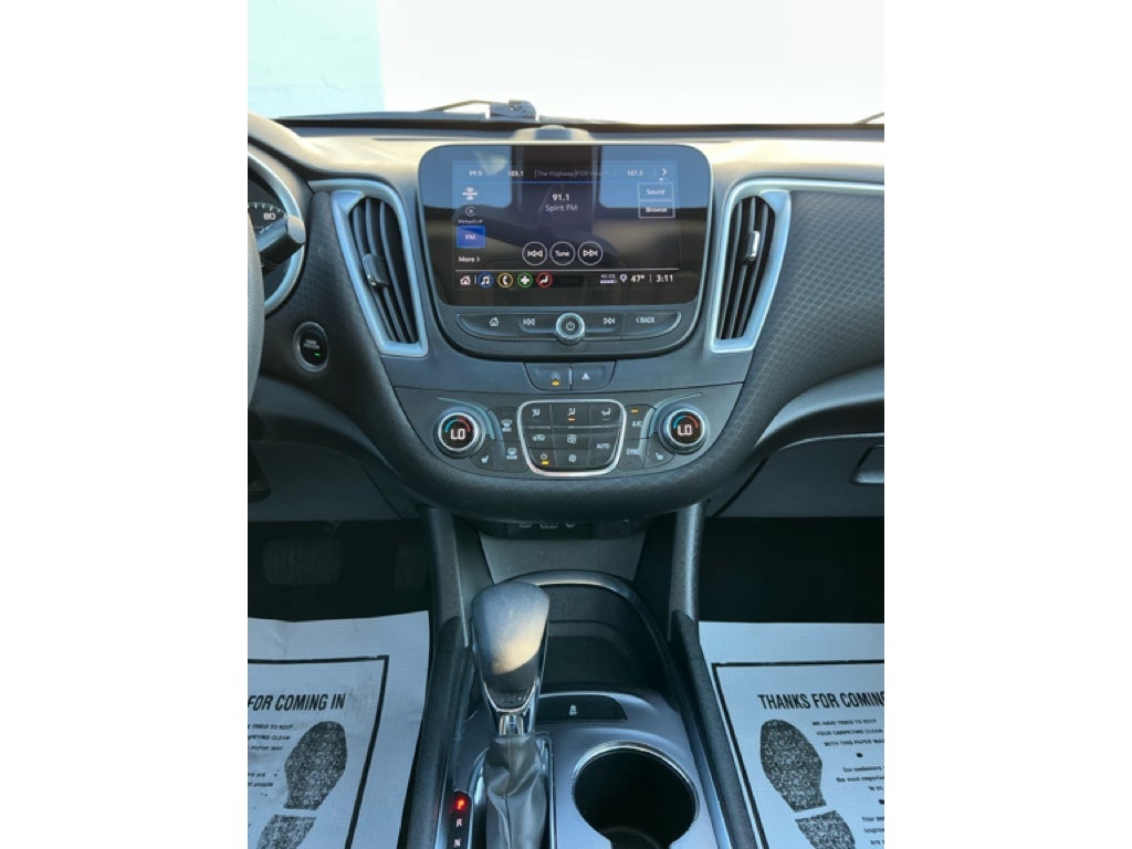 2022 Chevrolet Malibu FWD LT