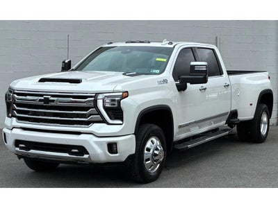 2025 Chevrolet Silverado 3500HD 4WD Crew Cab Long Bed High Country