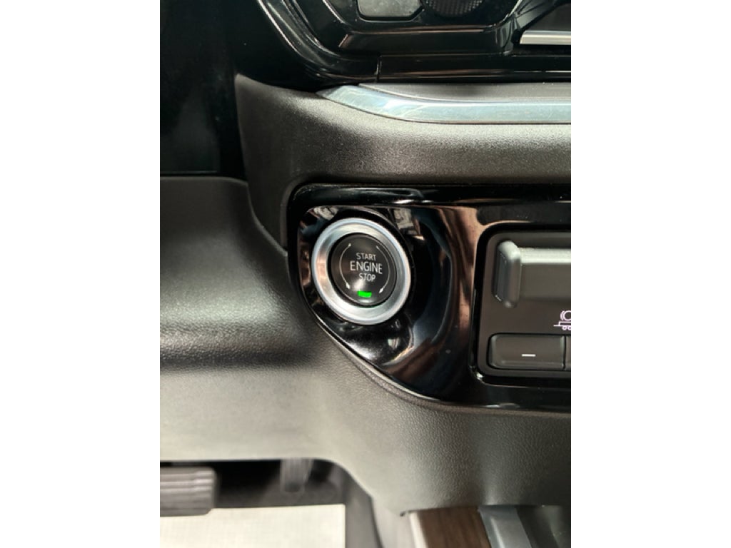 2025 Chevrolet Silverado 3500HD 4WD Crew Cab Long Bed High Country