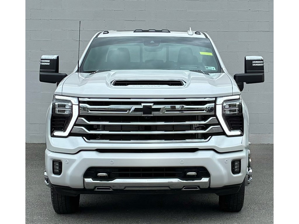2025 Chevrolet Silverado 3500HD 4WD Crew Cab Long Bed High Country