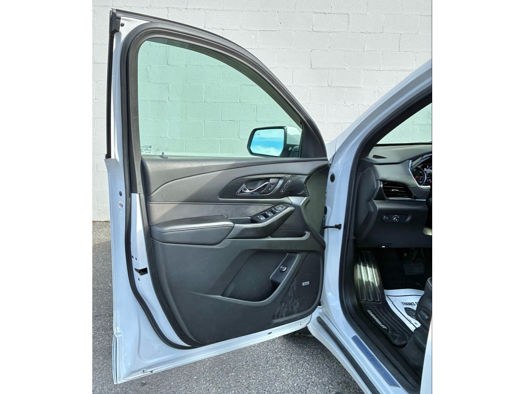 2022 Chevrolet Traverse High Country