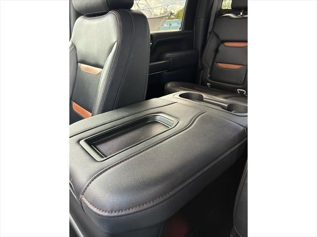 2022 GMC Sierra 2500HD 4WD Crew Cab Standard Bed AT4