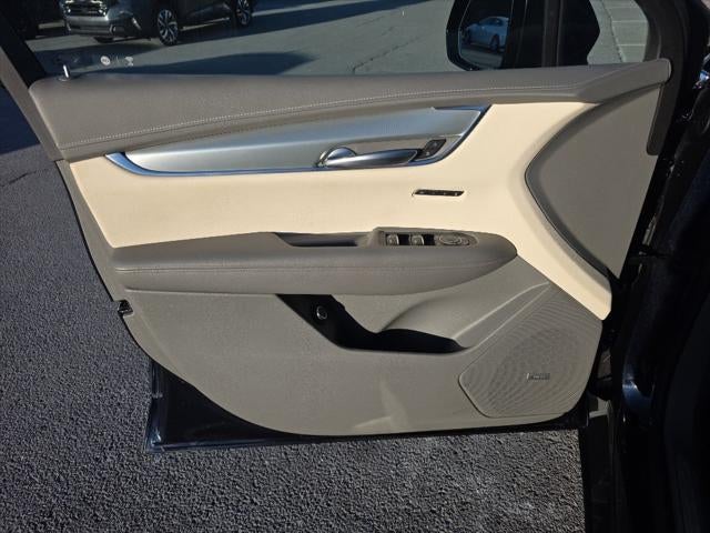 2022 Cadillac XT5 FWD Premium Luxury