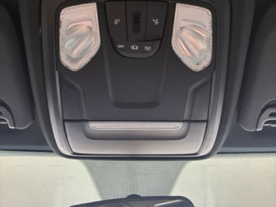 2021 RAM 3500 Tradesman Crew Cab 4x4 8' Box