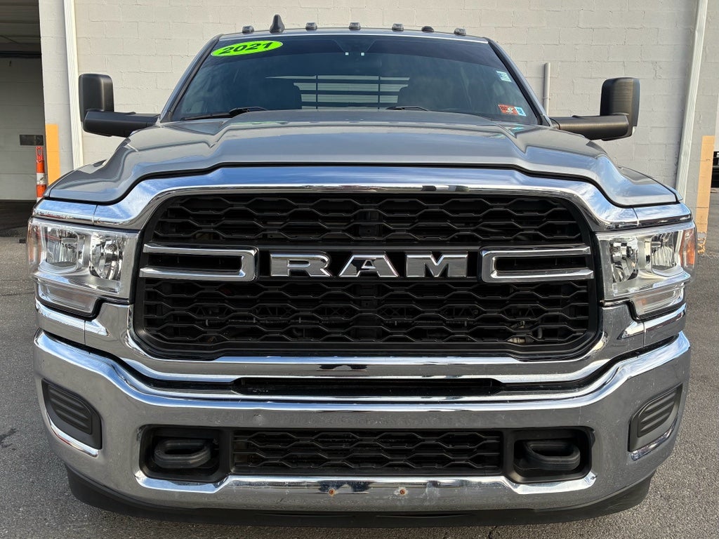 2021 RAM 3500 Tradesman Crew Cab 4x4 8' Box