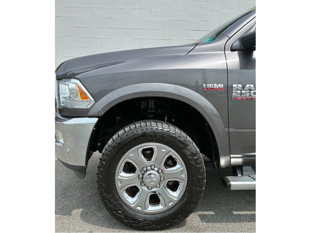 2018 RAM 2500 Laramie Crew Cab 4x4 6'4' Box