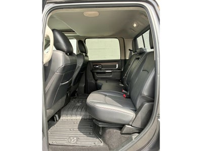 2018 RAM 2500 Laramie Crew Cab 4x4 6'4' Box