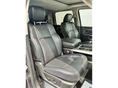 2018 RAM 2500 Laramie Crew Cab 4x4 6'4' Box