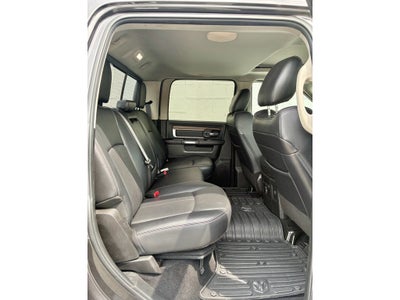 2018 RAM 2500 Laramie Crew Cab 4x4 6'4' Box