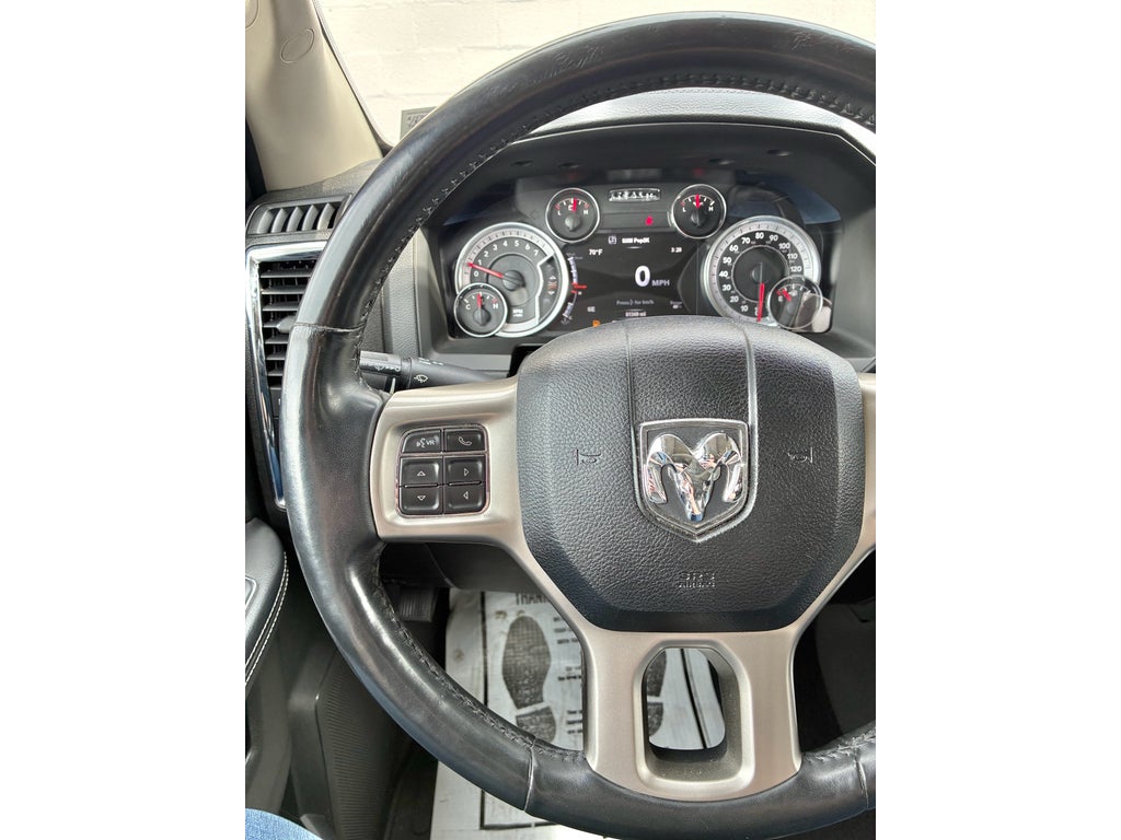 2018 RAM 2500 Laramie Crew Cab 4x4 6'4' Box