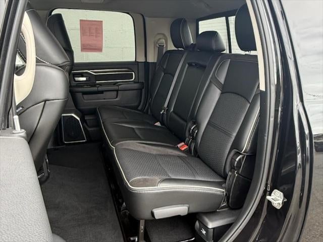 2024 RAM 2500 Laramie Crew Cab 4x4 6'4' Box