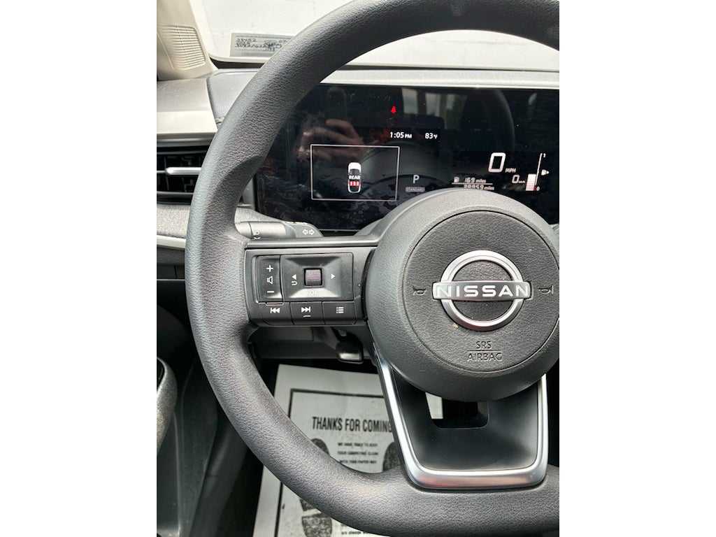 2025 Nissan Kicks SV