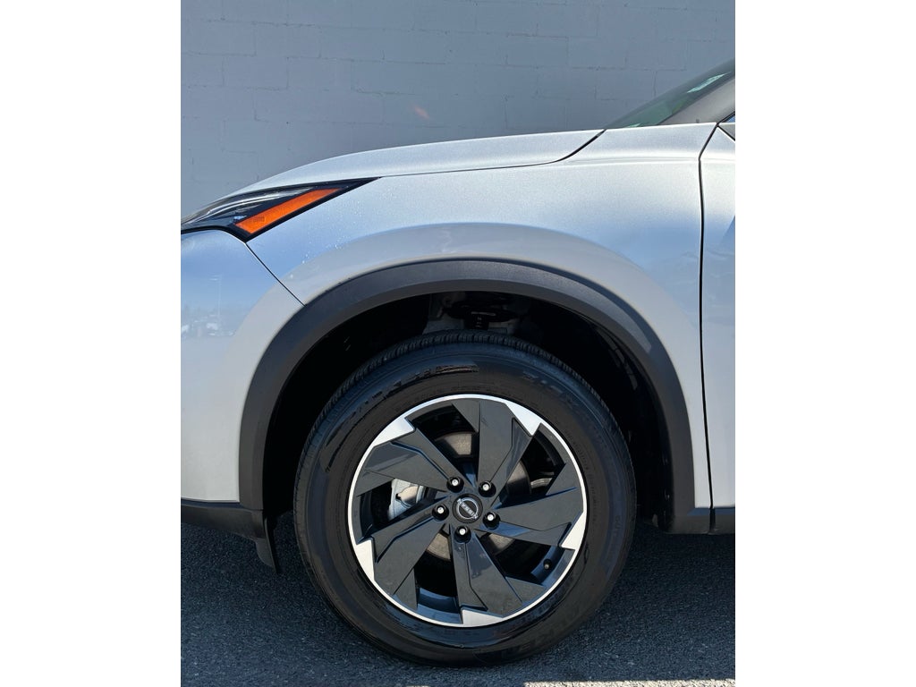 2025 Nissan Rogue SV FWD