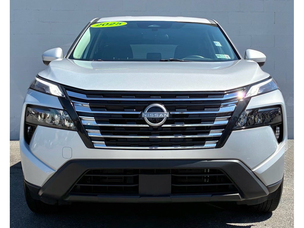 2025 Nissan Rogue SV FWD