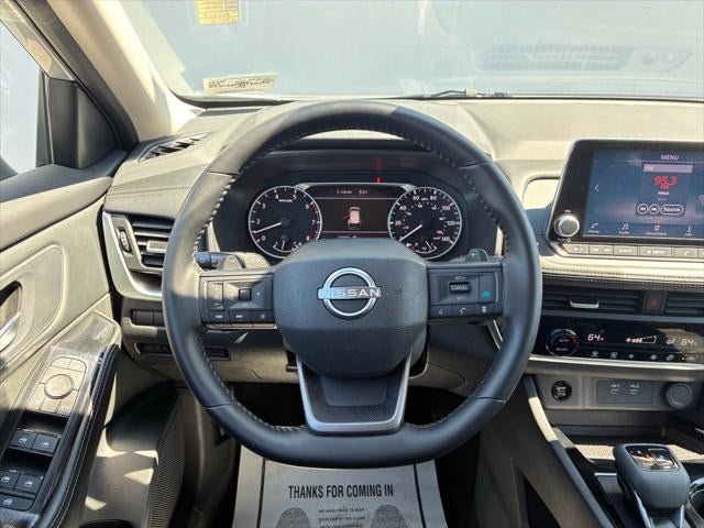 2025 Nissan Rogue SV FWD