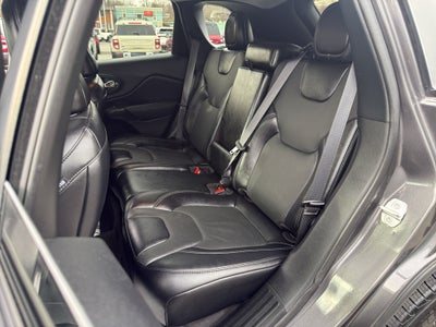 2023 Jeep Cherokee Altitude Lux