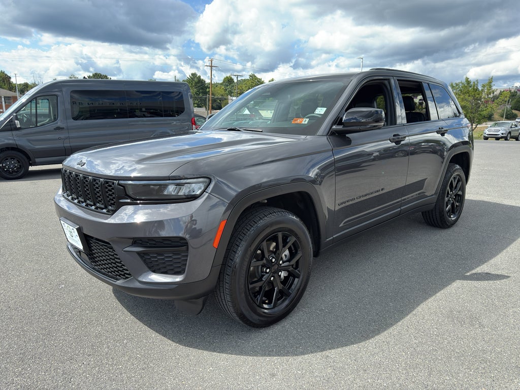 2024 Jeep Grand Cherokee Altitude