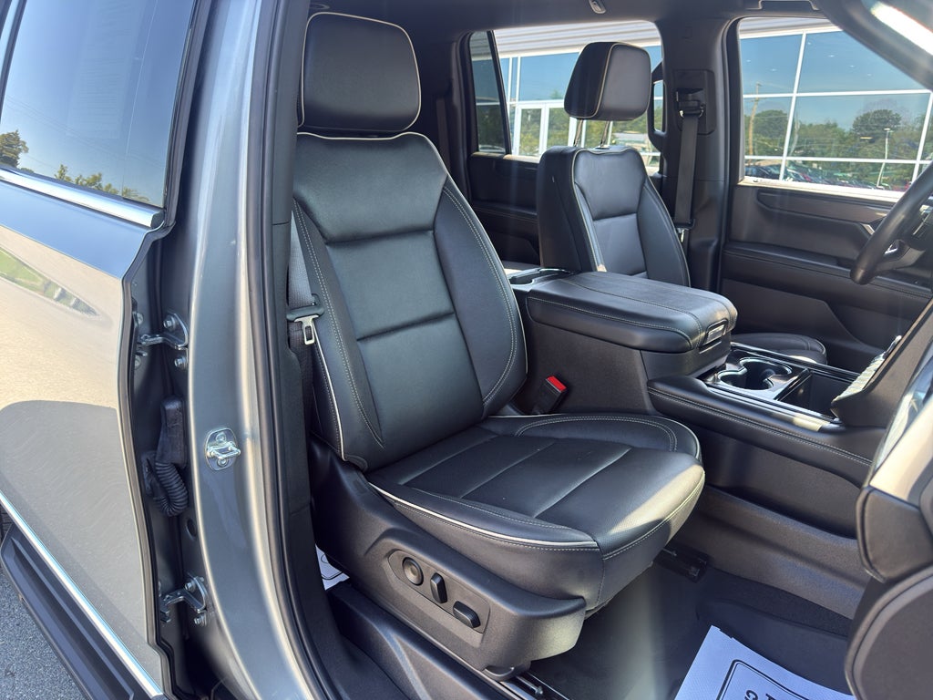 2025 GMC Yukon XL Elevation