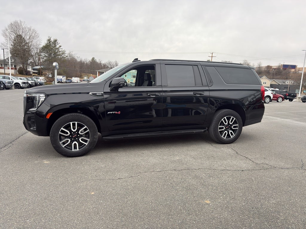 2024 GMC Yukon XL AT4