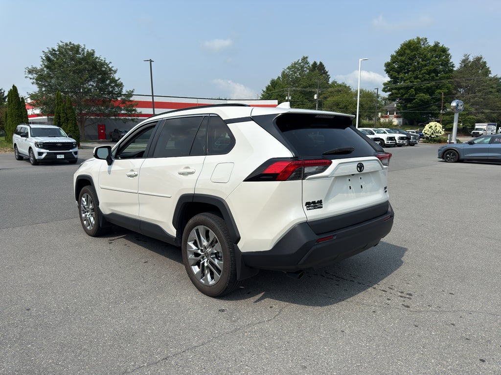 2021 Toyota RAV4 XLE Premium