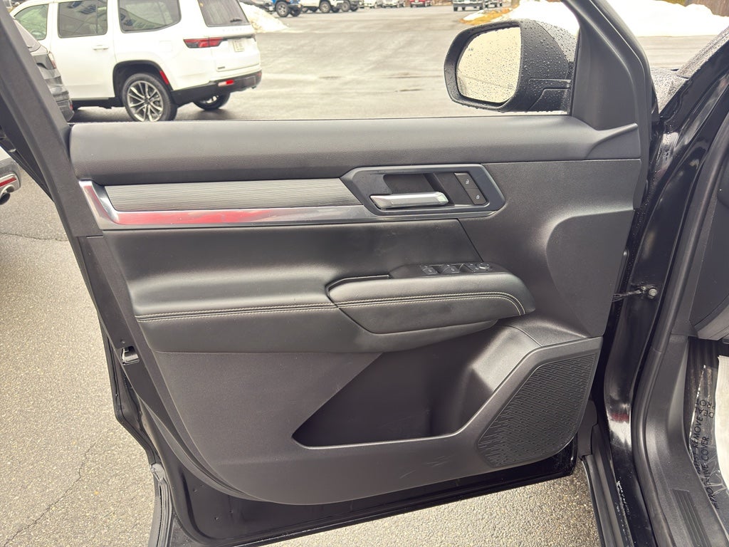 2025 GMC Terrain AWD Elevation