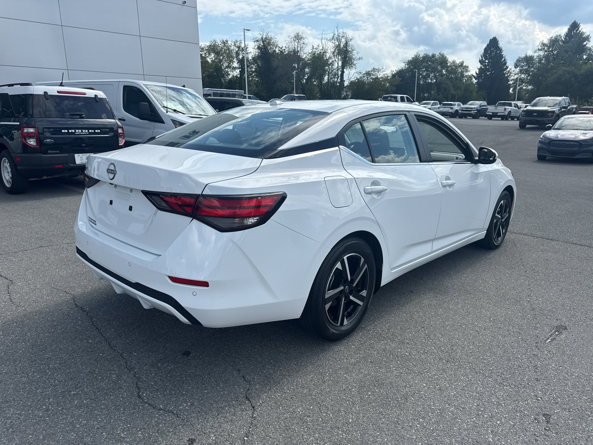2025 Nissan Sentra SV